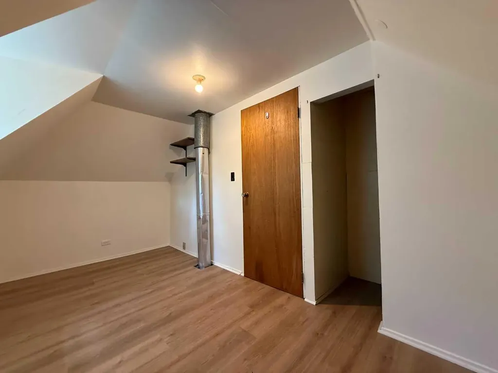 1029 8 Avenue Wainwright AB T9W 1H4