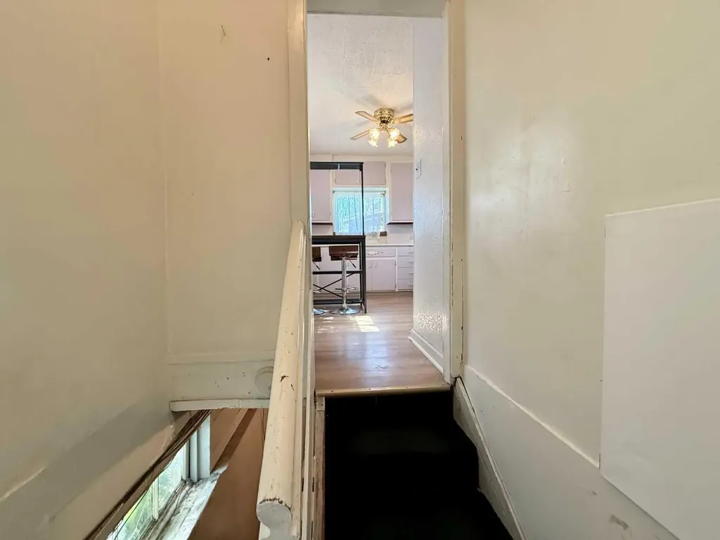 1029 8 Avenue Wainwright AB T9W 1H4