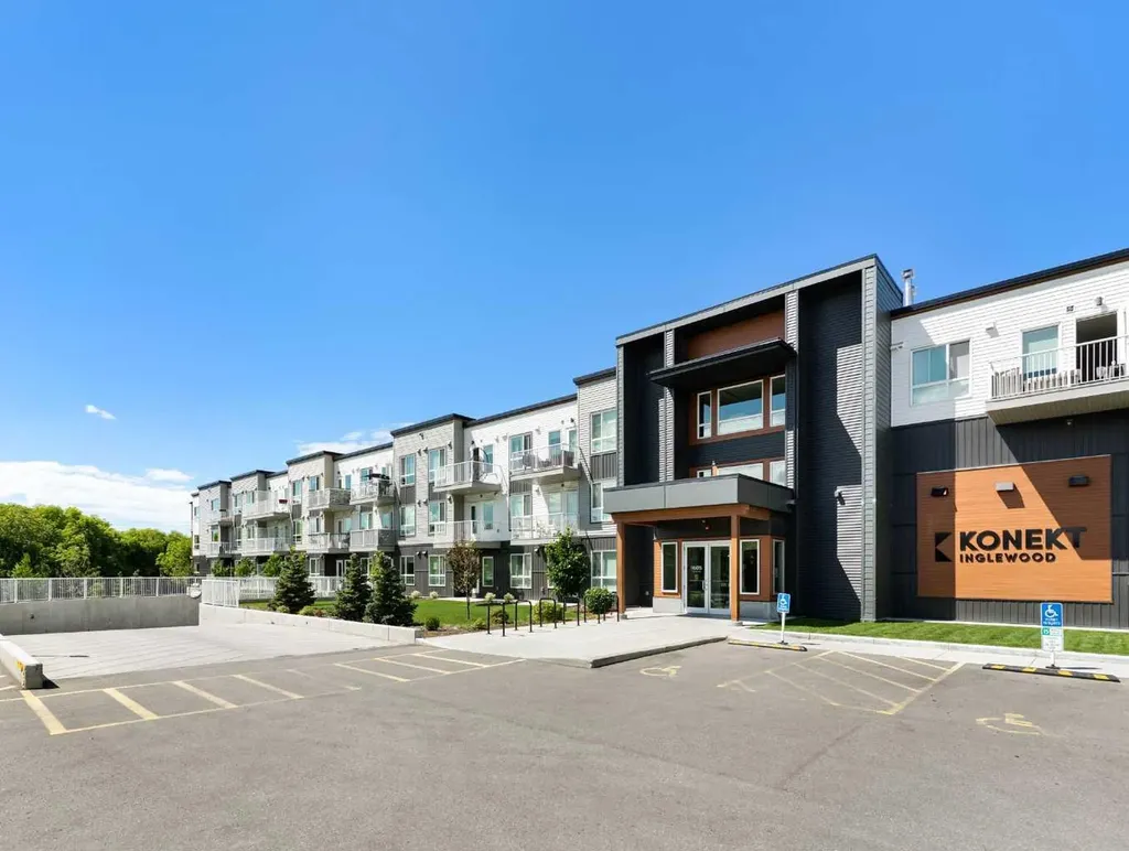 1605 17 Street SE Calgary AB T2G2L7