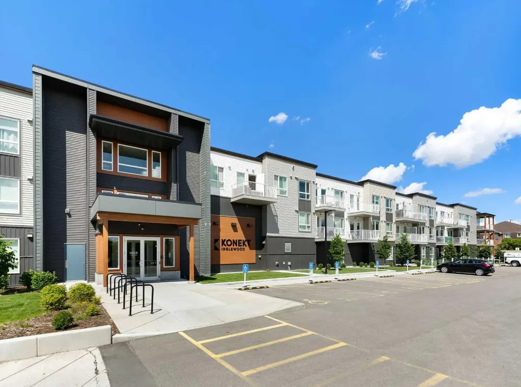1605 17 Street SE Calgary AB T2G2L7