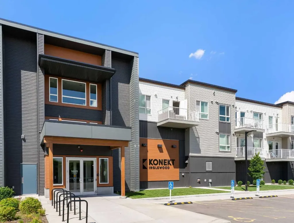 1605 17 Street SE Calgary AB T2G2L7