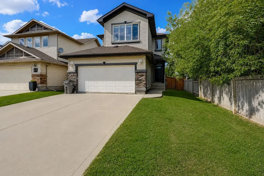 8522 102 Avenue Grande Prairie AB T8X0B5