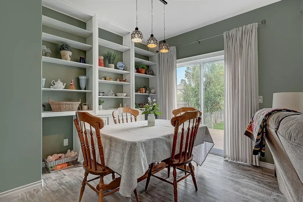 8522 102 Avenue Grande Prairie AB T8X0B5