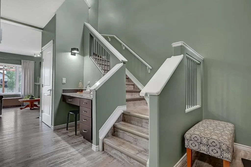 8522 102 Avenue Grande Prairie AB T8X0B5