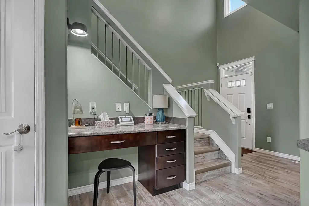 8522 102 Avenue Grande Prairie AB T8X0B5
