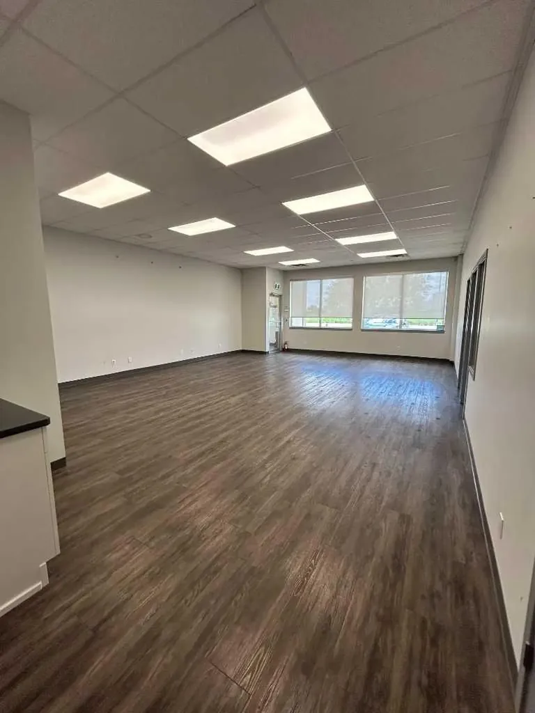 1025 36 Street N Lethbridge AB T1H 6L5