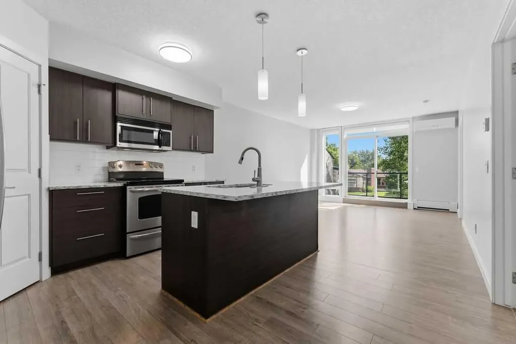 15207 1 Street SE Calgary AB T2X 2A2