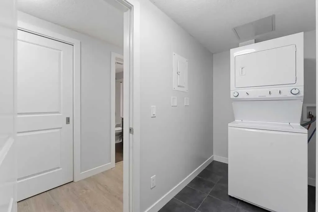 15207 1 Street SE Calgary AB T2X 2A2