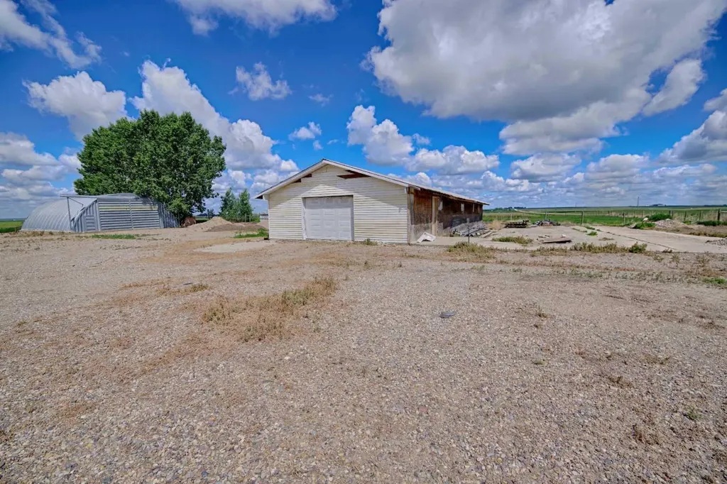112004 Range Road 105 Rural Forty Mile No. 8 County Of AB T0K 0G0