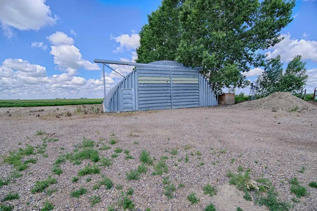 112004 Range Road 105 Rural Forty Mile No. 8 County Of AB T0K 0G0