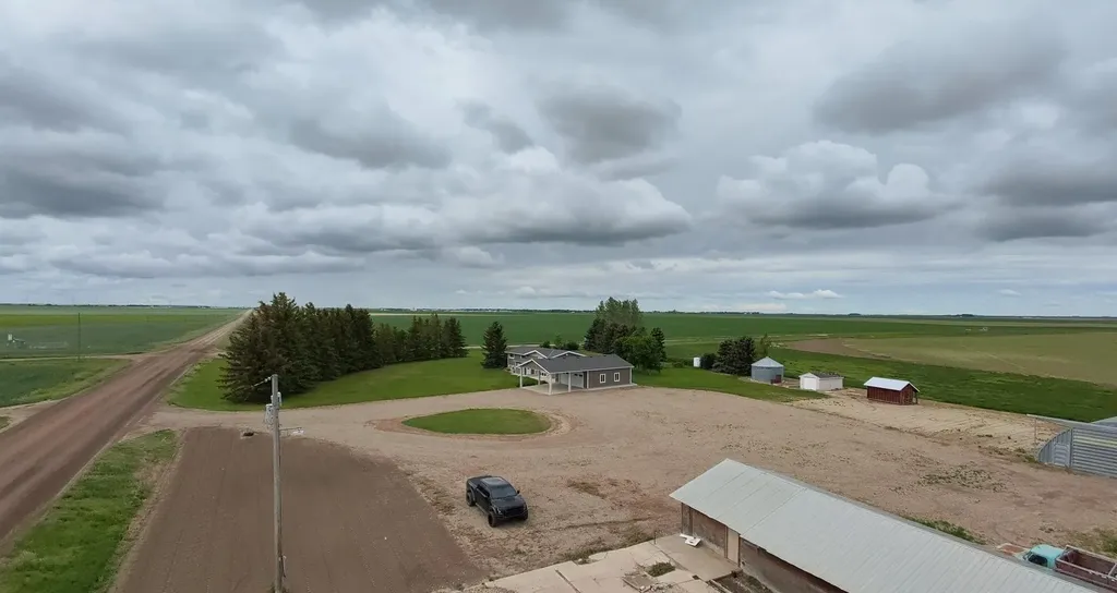 112004 Range Road 105 Rural Forty Mile No. 8 County Of AB T0K 0G0