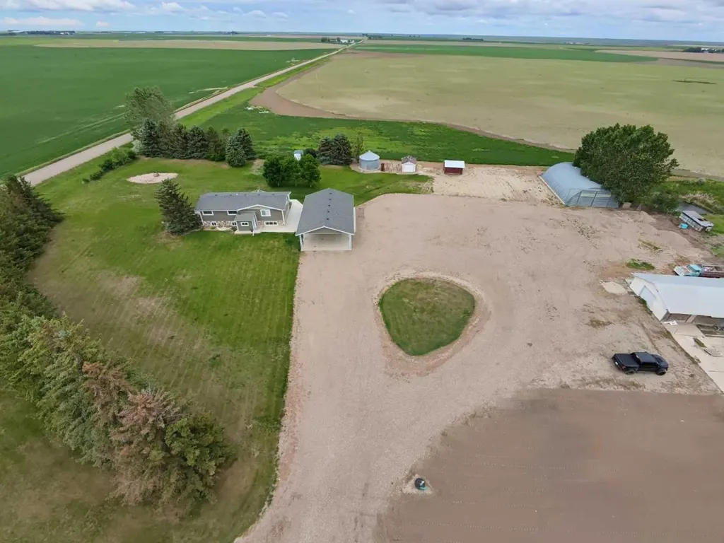 112004 Range Road 105 Rural Forty Mile No. 8 County Of AB T0K 0G0