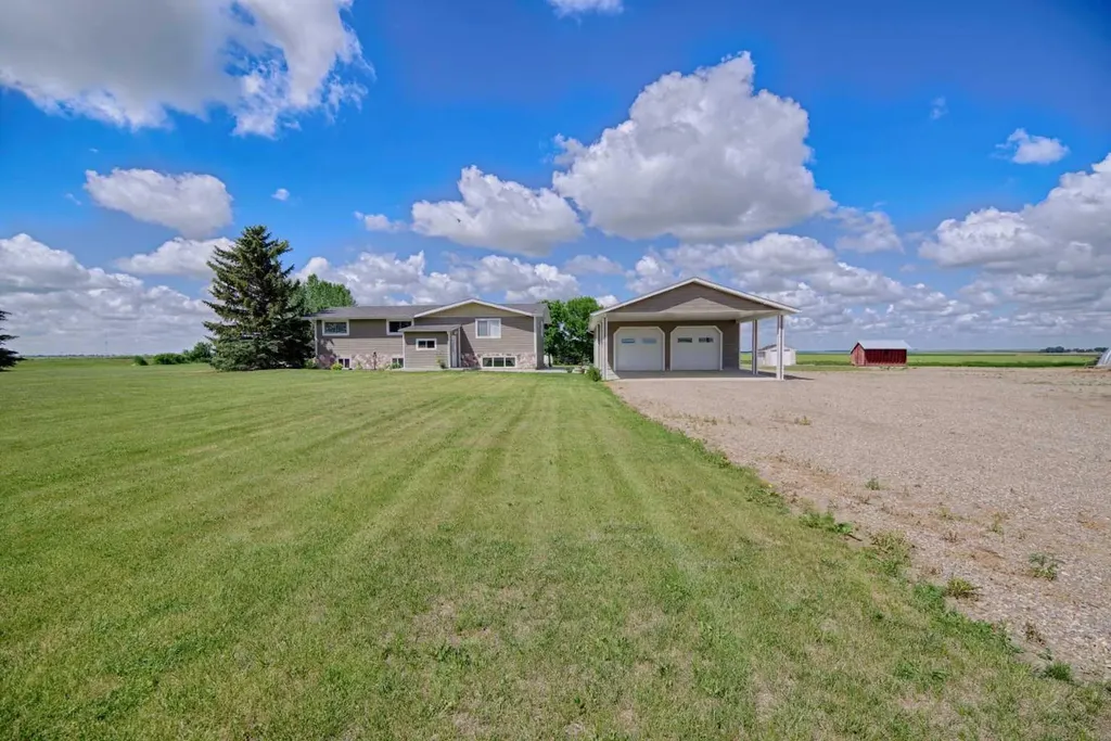 112004 Range Road 105 Rural Forty Mile No. 8 County Of AB T0K 0G0