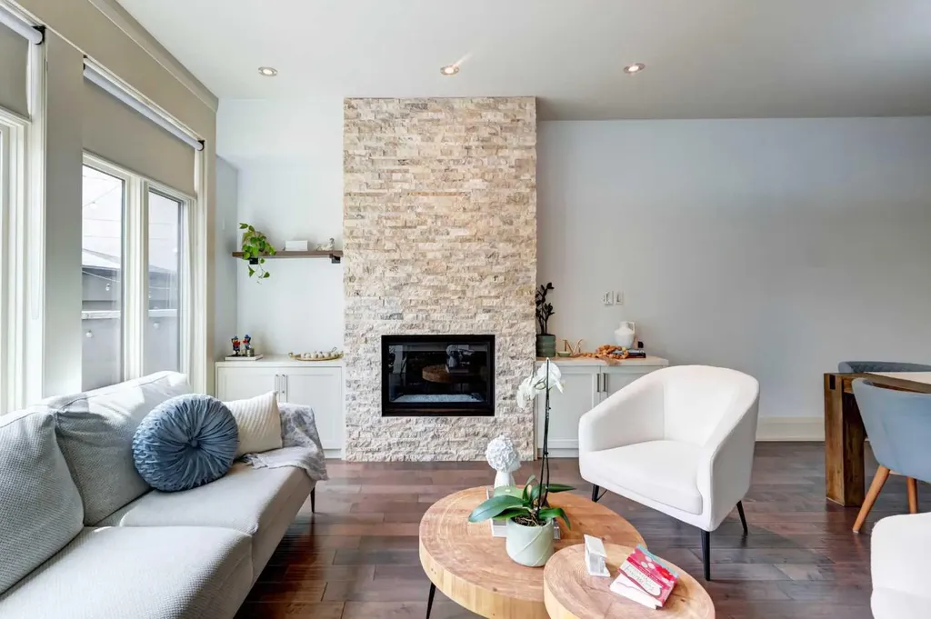 1934 36 Street SW Calgary AB T3E 2Y9
