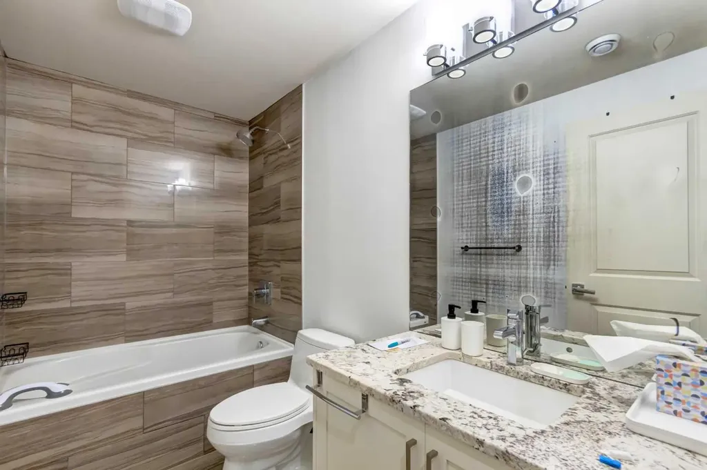 1934 36 Street SW Calgary AB T3E 2Y9