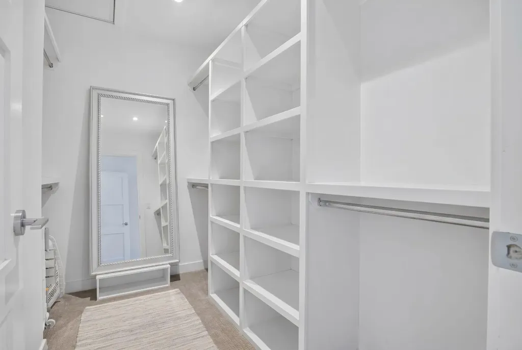 3716 16 Street SW Calgary AB T2T4H2