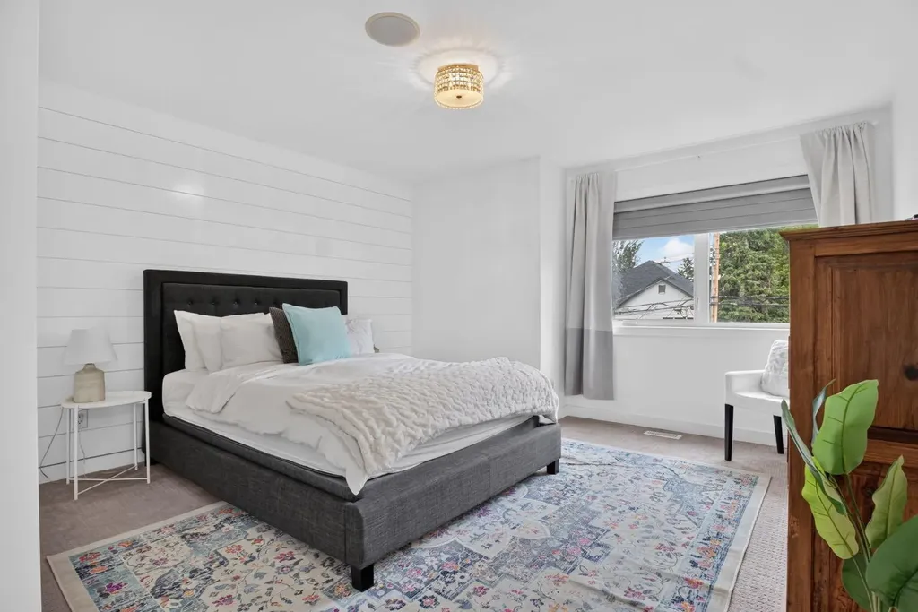 3716 16 Street SW Calgary AB T2T4H2