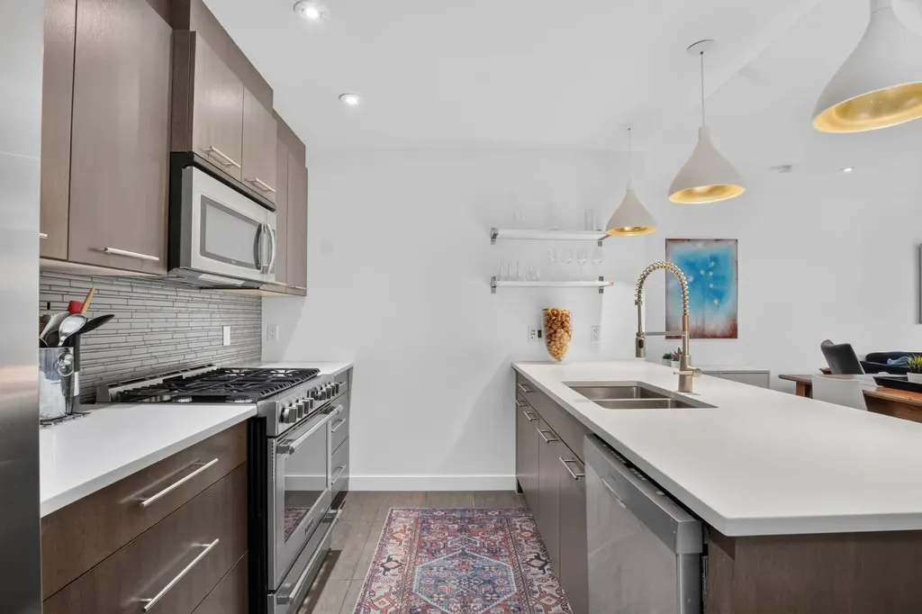 3716 16 Street SW Calgary AB T2T4H2