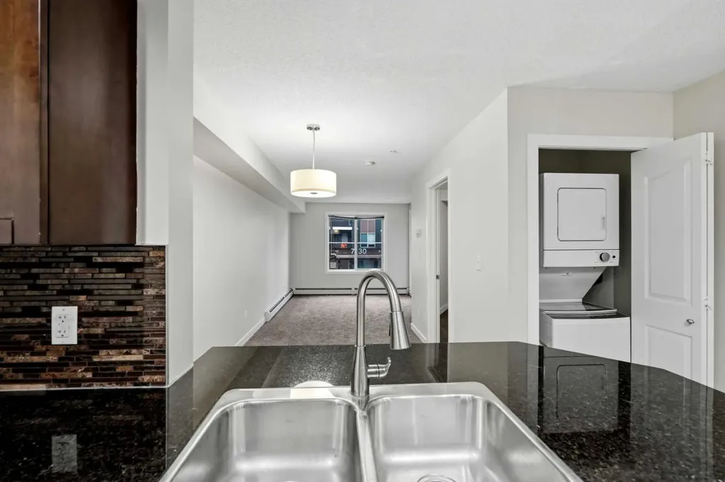 7110 80 Avenue NE Calgary AB T3J 0N4