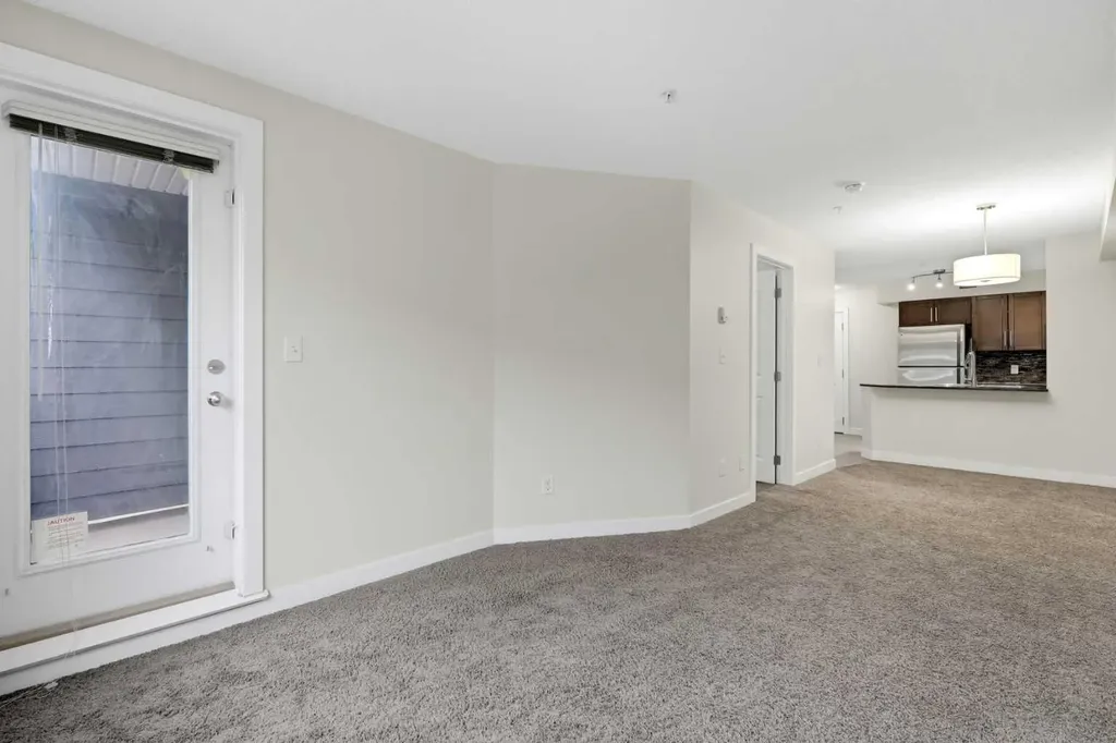 7110 80 Avenue NE Calgary AB T3J 0N4