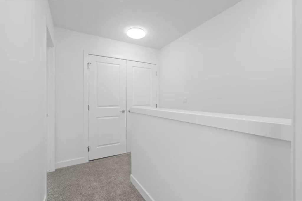 25 Wildwoods Court SW Airdrie AB T4B 5V7