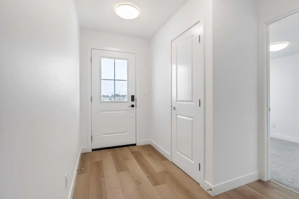 25 Wildwoods Court SW Airdrie AB T4B 5V7