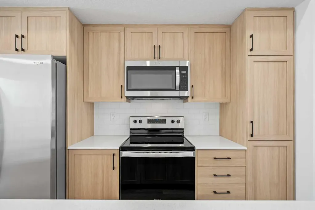 25 Wildwoods Court SW Airdrie AB T4B 5V7