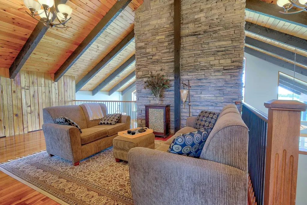 37311 Range Road 283 Rural Red Deer County AB T4E 1Z1