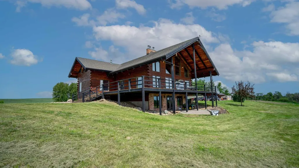 37311 Range Road 283 Rural Red Deer County AB T4E 1Z1
