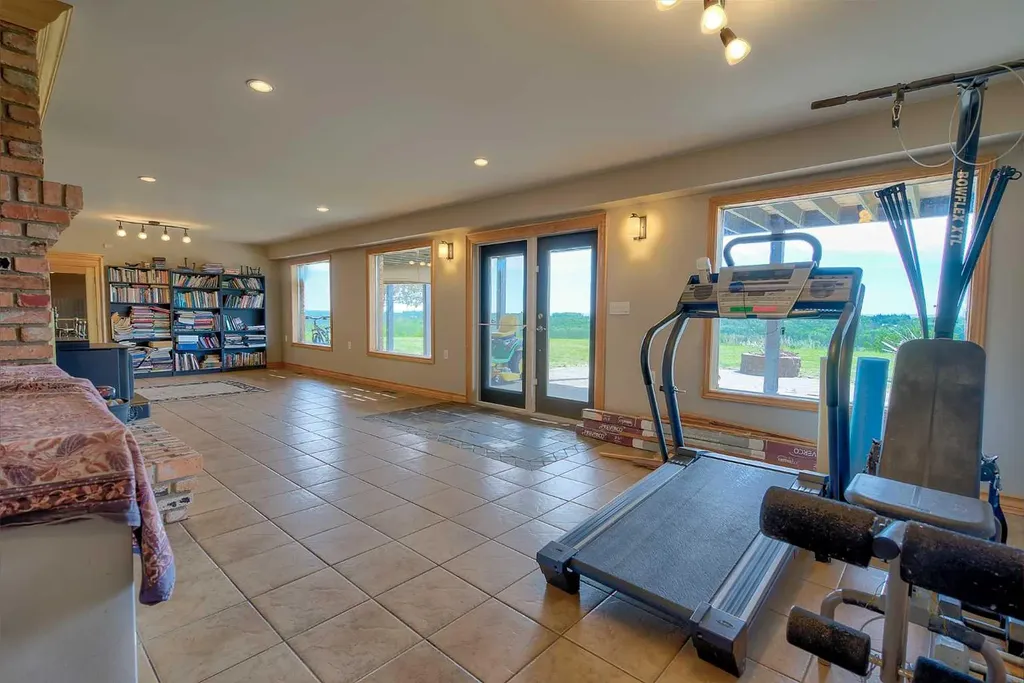 37311 Range Road 283 Rural Red Deer County AB T4E 1Z1