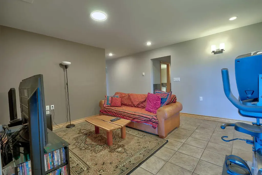37311 Range Road 283 Rural Red Deer County AB T4E 1Z1