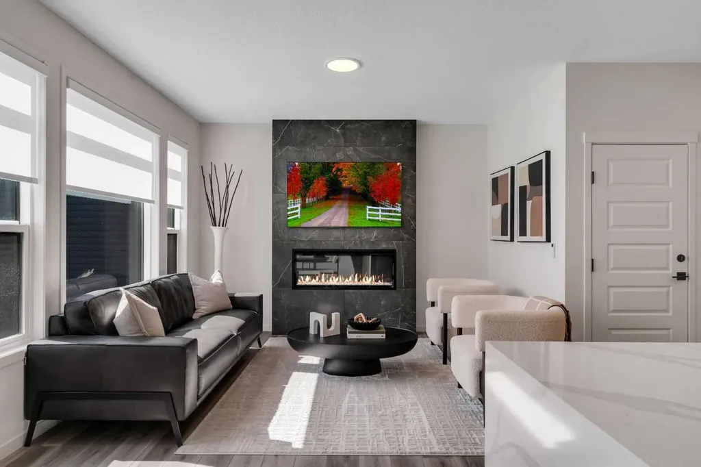 48 Lucas Passage NW Calgary AB T3P 2E3