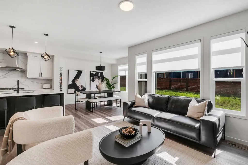 48 Lucas Passage NW Calgary AB T3P 2E3