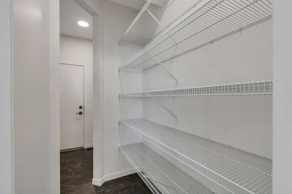 48 Lucas Passage NW Calgary AB T3P 2E3