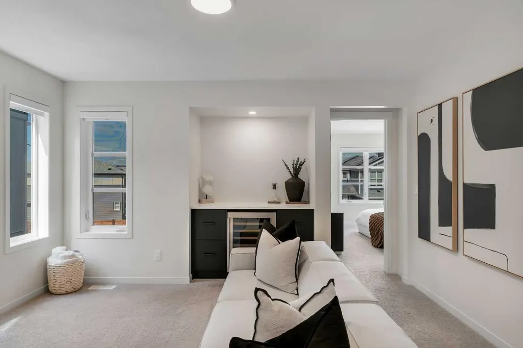 48 Lucas Passage NW Calgary AB T3P 2E3