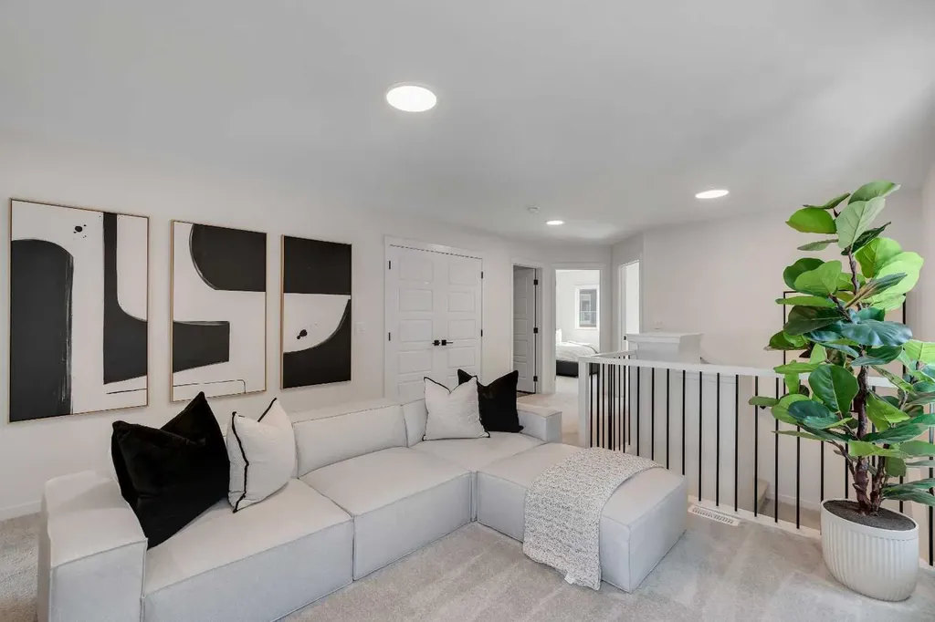 48 Lucas Passage NW Calgary AB T3P 2E3