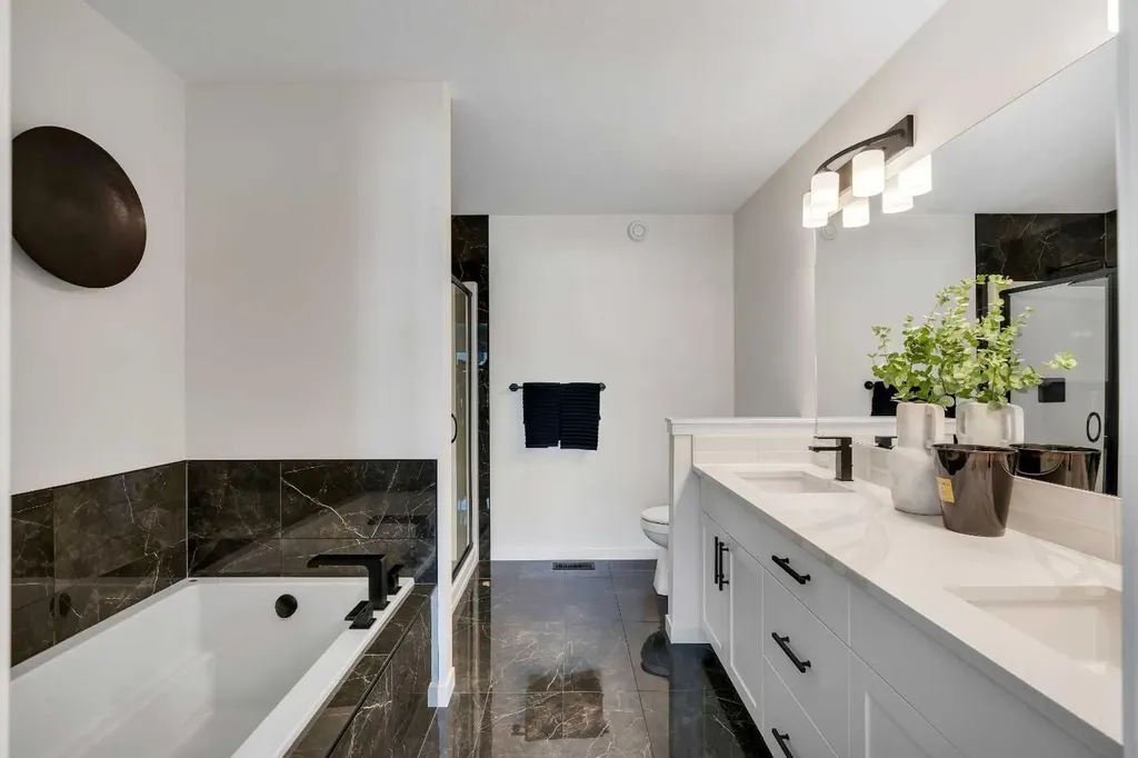 48 Lucas Passage NW Calgary AB T3P 2E3