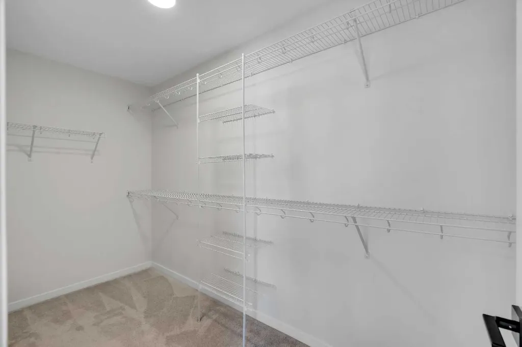 48 Lucas Passage NW Calgary AB T3P 2E3