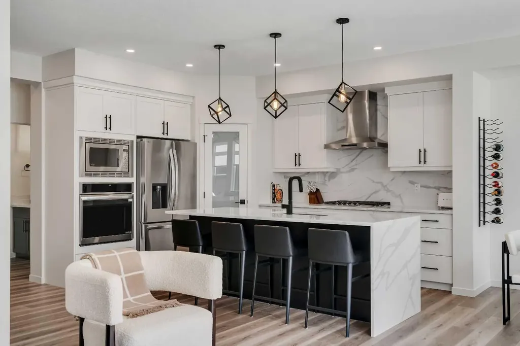 48 Lucas Passage NW Calgary AB T3P 2E3