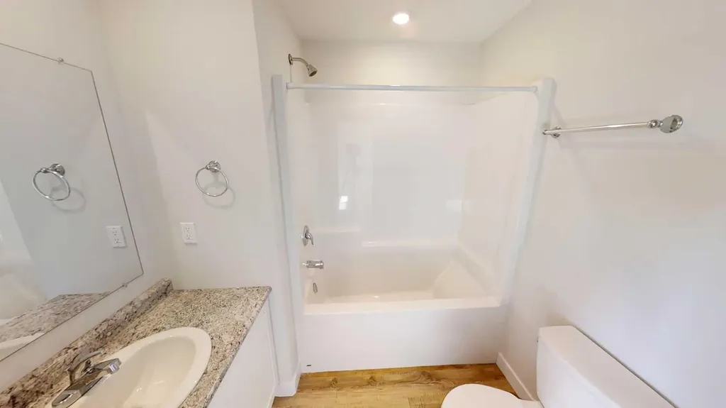 9508 113 Avenue Clairmont AB T8X0T2
