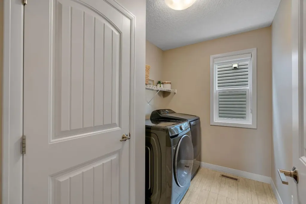 369 Clydesdale Way Cochrane AB T4C 0X2