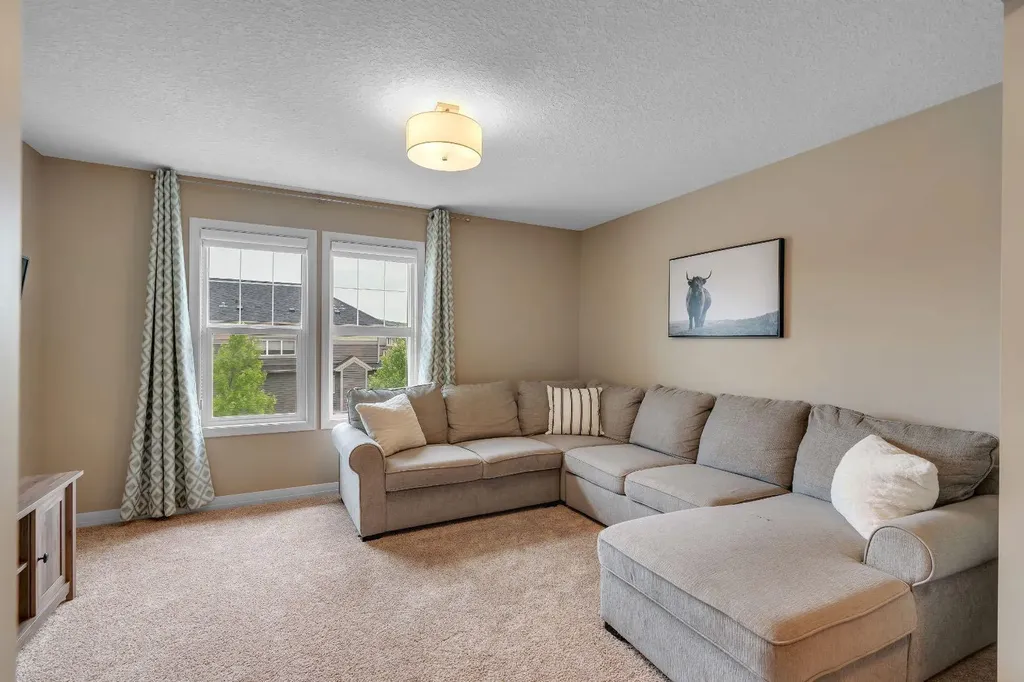 369 Clydesdale Way Cochrane AB T4C 0X2