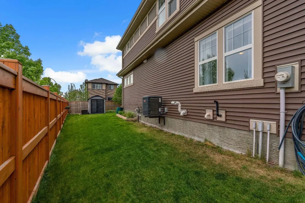 369 Clydesdale Way Cochrane AB T4C 0X2
