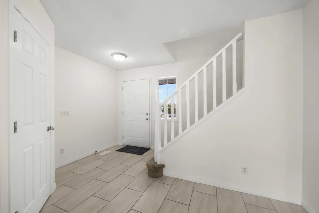 144 Panamount Lane NW Calgary AB T3K 5Y6
