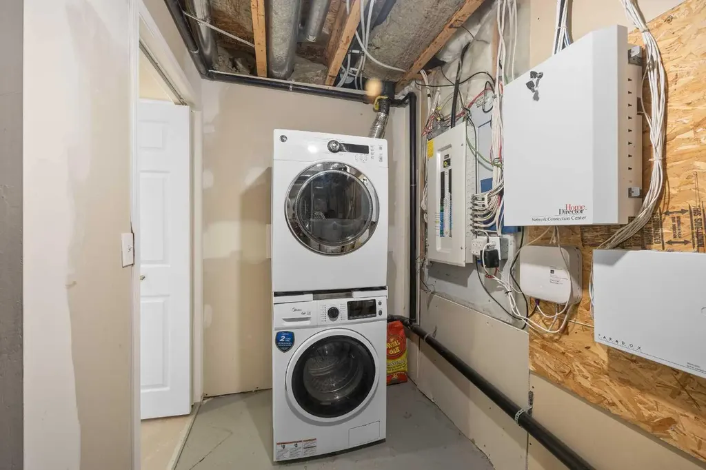 144 Panamount Lane NW Calgary AB T3K 5Y6