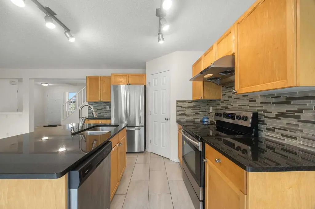 144 Panamount Lane NW Calgary AB T3K 5Y6