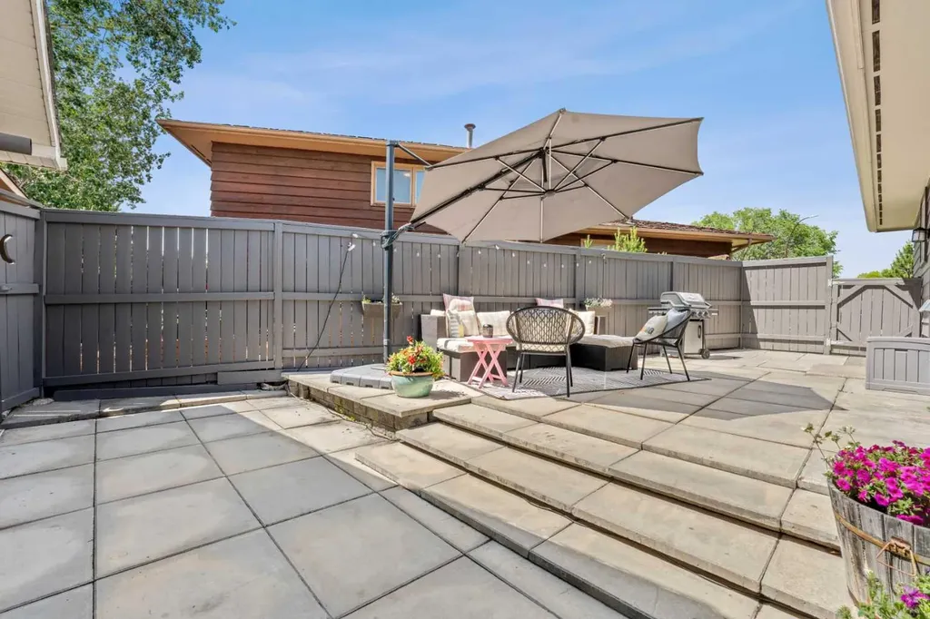 331 Midglen Place SE Calgary AB T2X 1H8