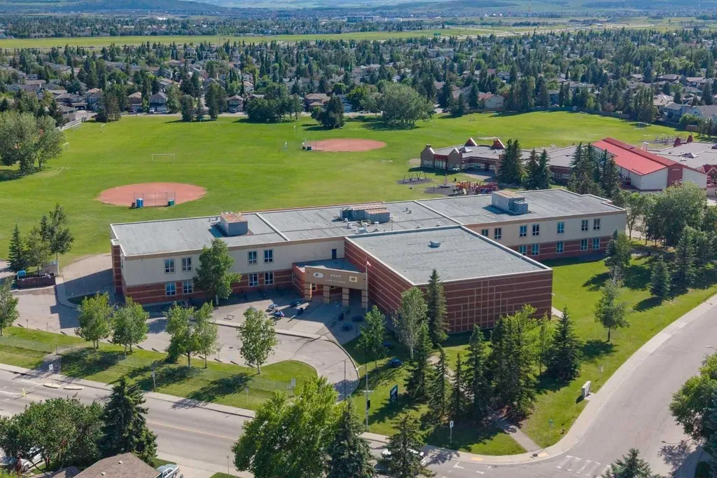 331 Midglen Place SE Calgary AB T2X 1H8