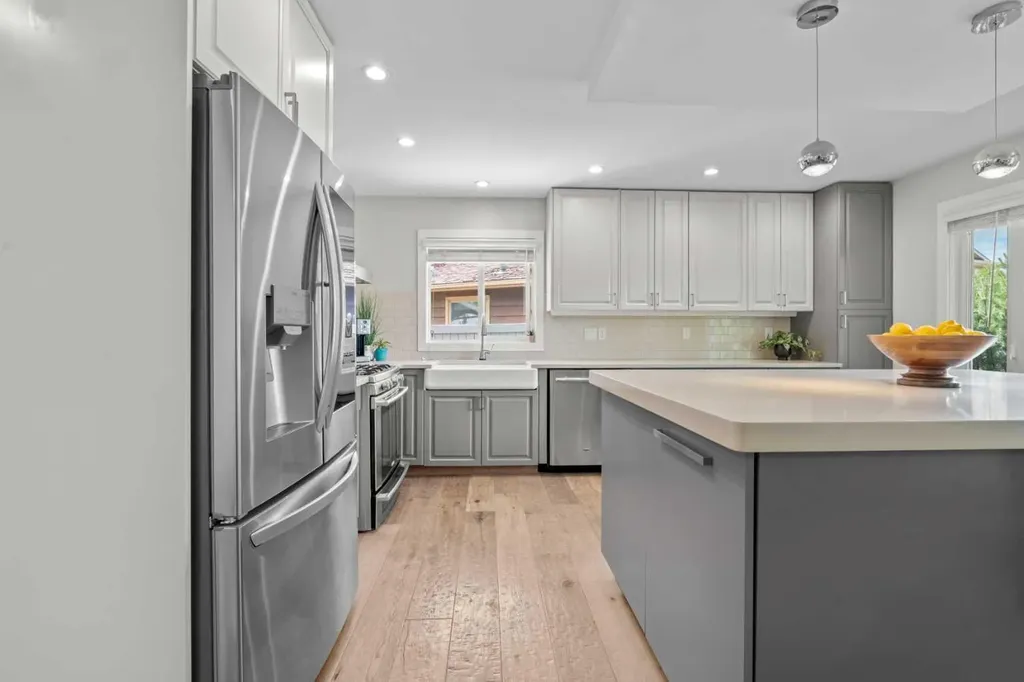 331 Midglen Place SE Calgary AB T2X 1H8