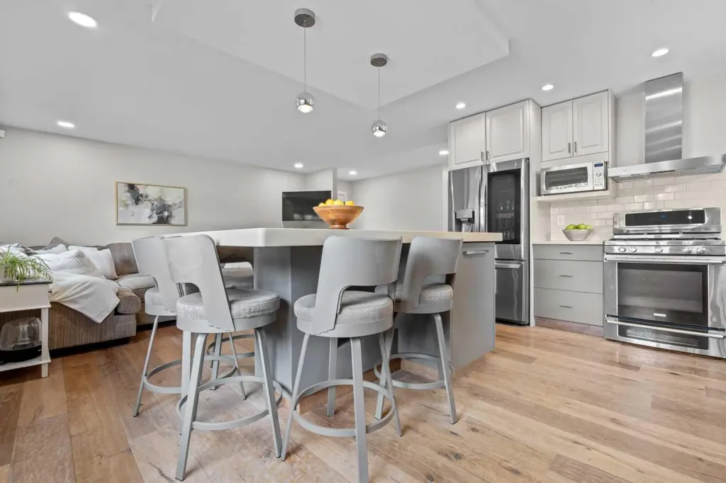 331 Midglen Place SE Calgary AB T2X 1H8